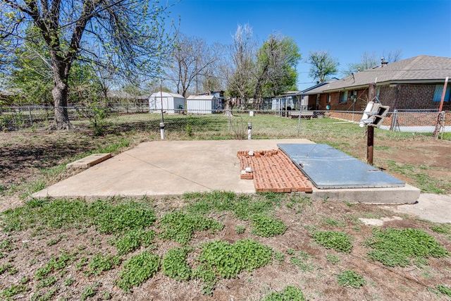 219 S Bristow Avenue, Moore, OK 73160