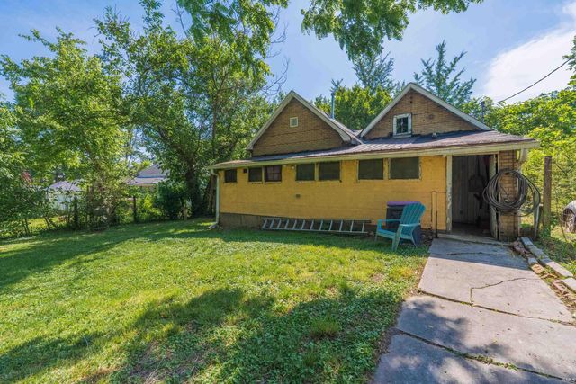 325 S Fairview Street, Bloomington, IN 47403