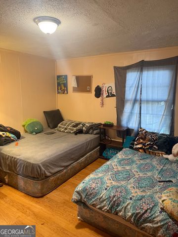 59 Berry Avenue, Newnan, GA 30263