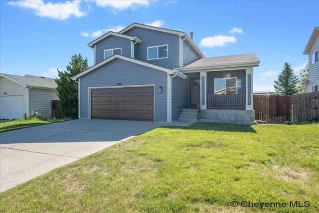 1921 APPALOOSA DR, Cheyenne, WY 82001