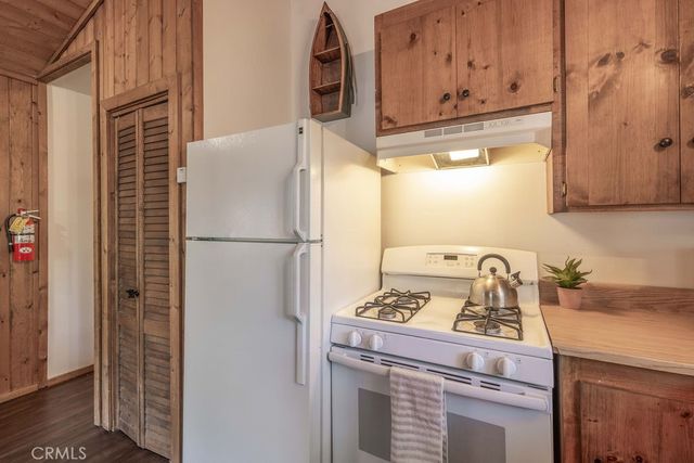 790 Pine Lane, Sugarloaf, CA 92386