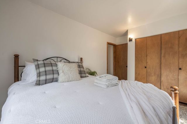 790 Pine Lane, Sugarloaf, CA 92386