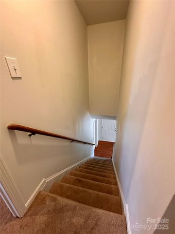 4927 Curtiswood Drive, Charlotte, NC 28213