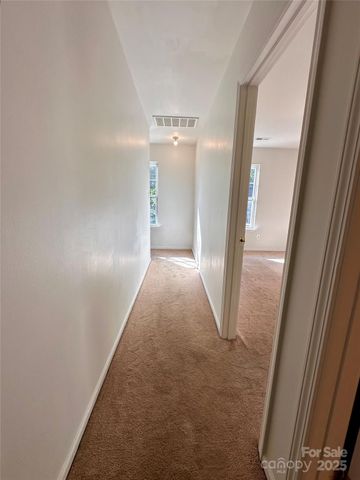 4927 Curtiswood Drive, Charlotte, NC 28213