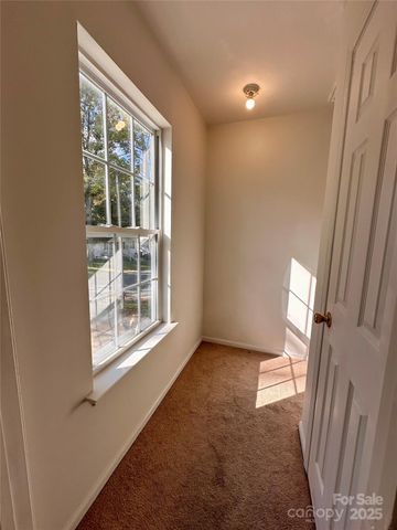 4927 Curtiswood Drive, Charlotte, NC 28213