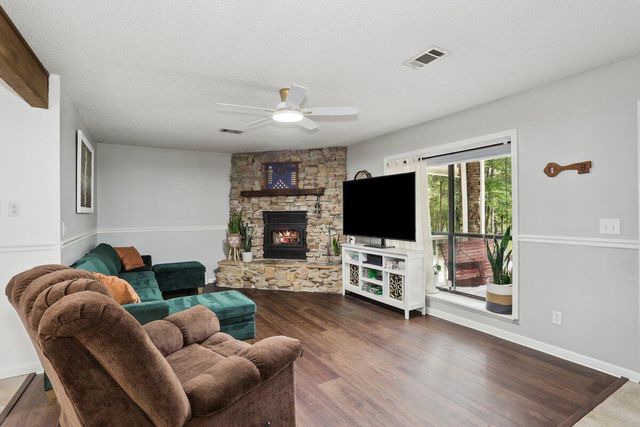 107 Shell Drive, Crestview, FL 32536