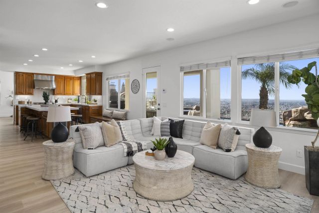 11127 Breckenridge Dr, San Diego, CA 92131