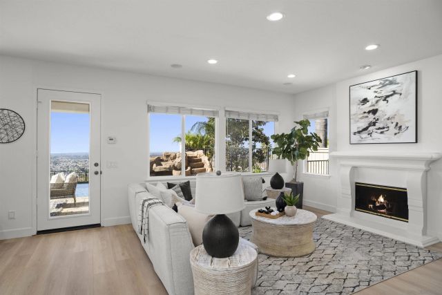 11127 Breckenridge Dr, San Diego, CA 92131