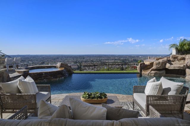 11127 Breckenridge Dr, San Diego, CA 92131