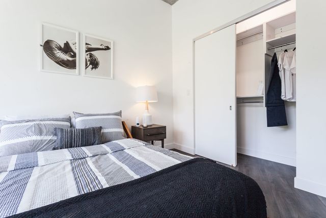 1590 Elmwood Avenue 304, Evanston, IL 60201