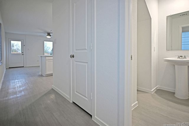 12015 Floral Blossom, Converse, TX 78109