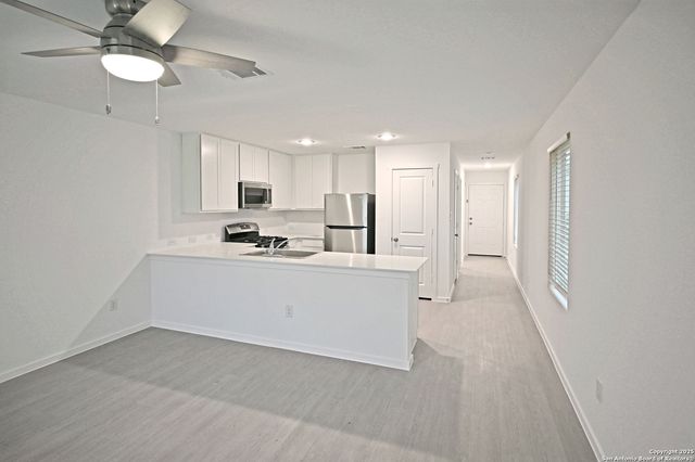 12015 Floral Blossom, Converse, TX 78109