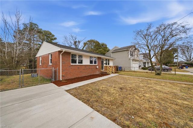 3021 Menands DR, Chesapeake, VA 23325