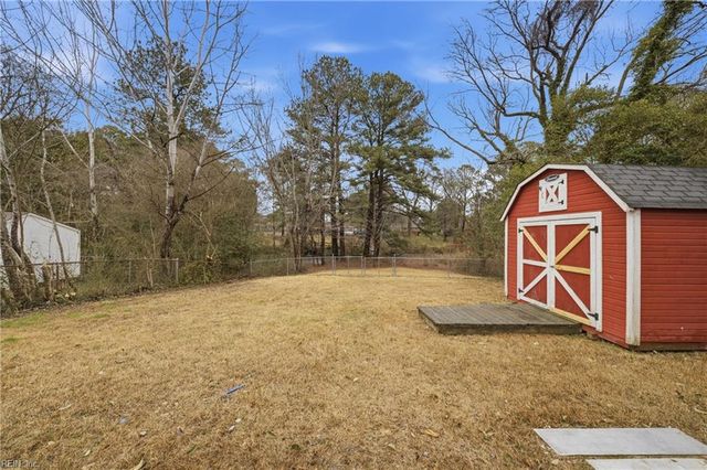 3021 Menands DR, Chesapeake, VA 23325