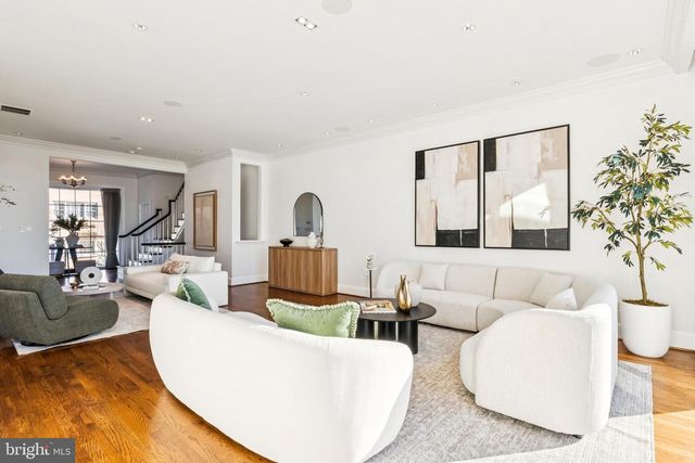 3616 PROSPECT ST NW, Washington, DC 20007