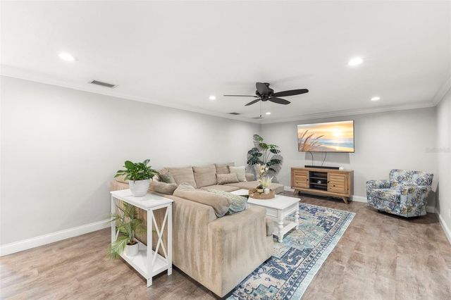 2059 IMPERIAL WAY, Clearwater, FL 33764
