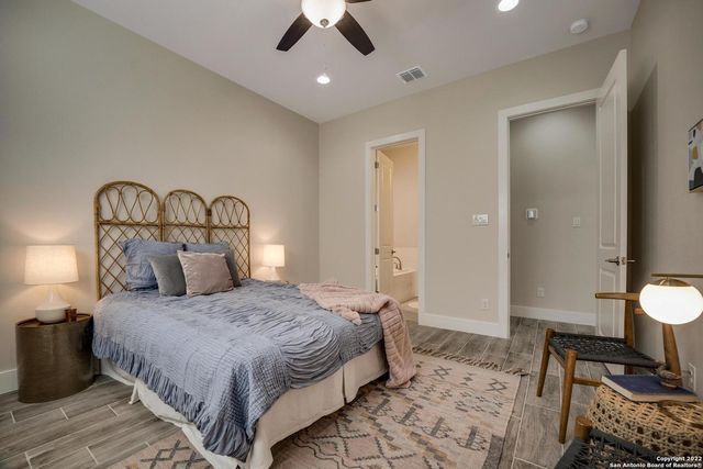 11158 Vance Jackson Rd Unit 3, San Antonio, TX 78230