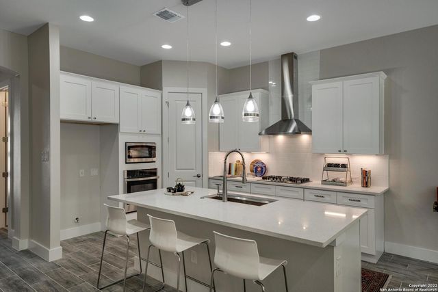 11158 Vance Jackson Rd Unit 3, San Antonio, TX 78230