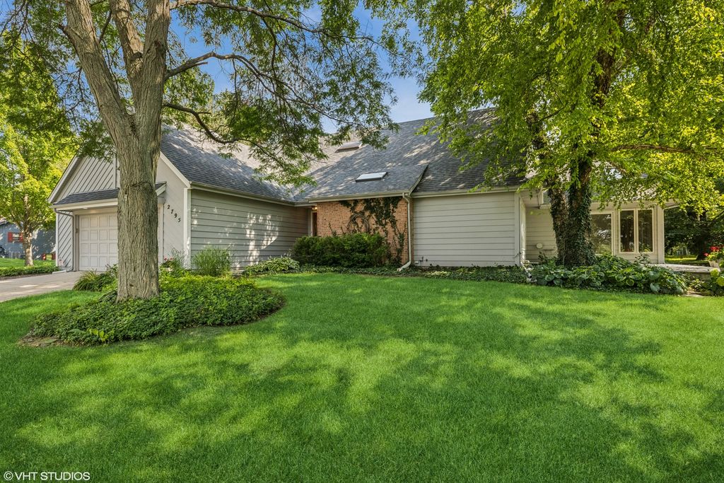2795 Brechin Trail, Elgin, IL 60124