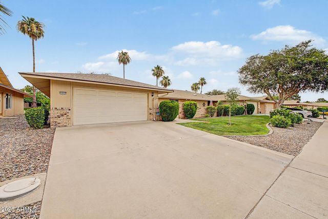 12622 W PARKWOOD Drive, Sun City West, AZ 85375