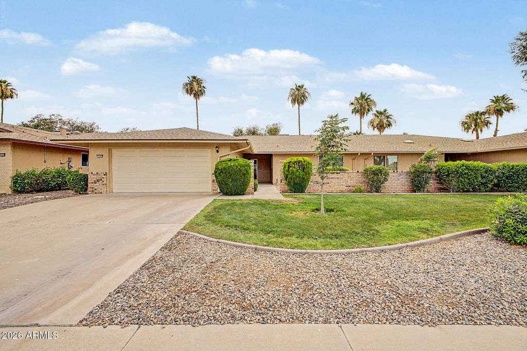 12622 W PARKWOOD Drive, Sun City West, AZ 85375