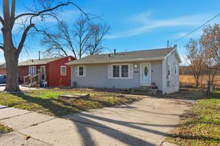 2404 E 37th Court, Des Moines, IA 50317
