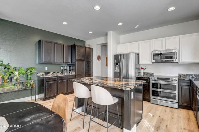 3345 W THOREAU Lane, Anthem, AZ 85086