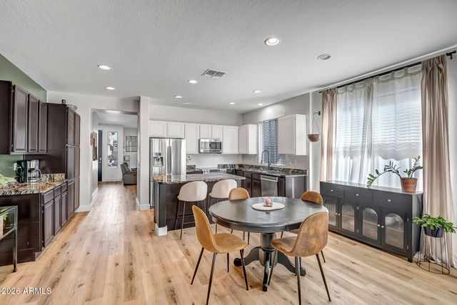 3345 W THOREAU Lane, Anthem, AZ 85086