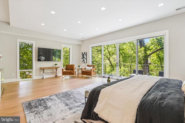 5706 NEVADA AVE NW, Washington, DC 20015