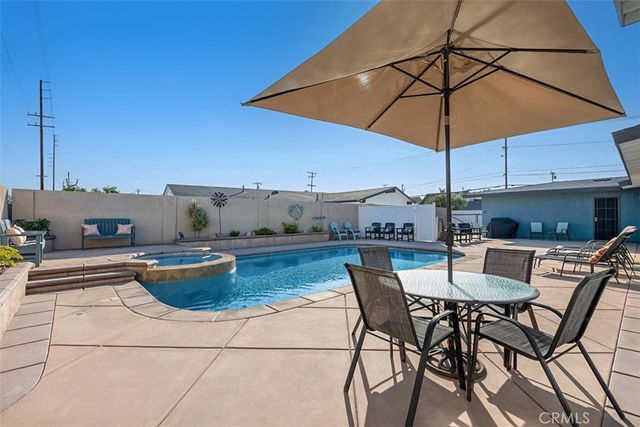 6082 Navajo Road, Westminster, CA 92683
