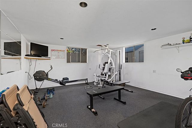 6082 Navajo Road, Westminster, CA 92683