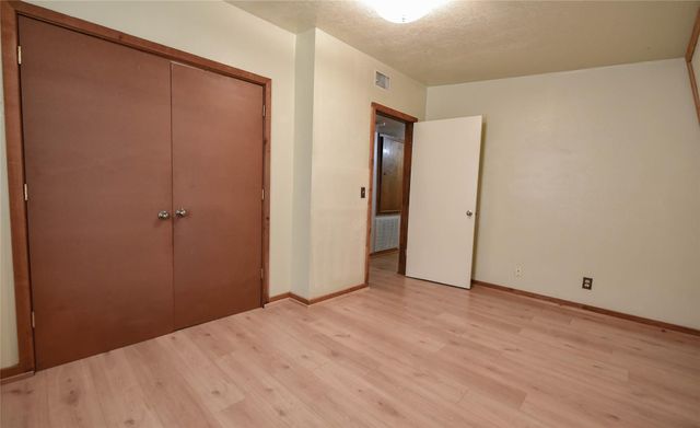 507 W Fawn St, Caldwell, TX 77836