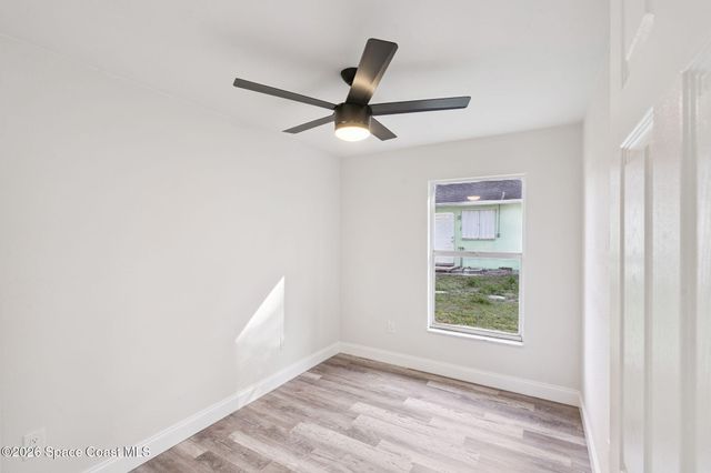 2720 Pineapple Avenue, Mims, FL 32754