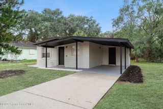 2720 Pineapple Avenue, Mims, FL 32754