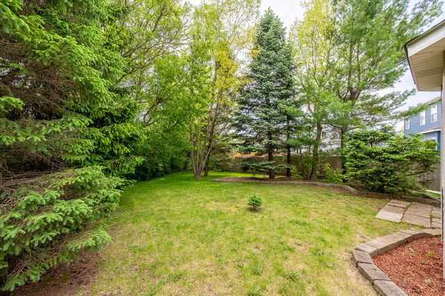 1716 Normandy Woods Court, Grayslake, IL 60030