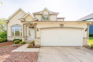 1716 Normandy Woods Court, Grayslake, IL 60030