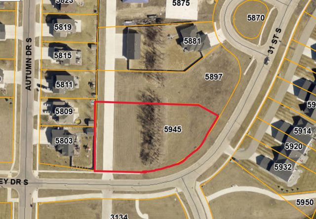 5945 31st Street S, Fargo, ND 58104