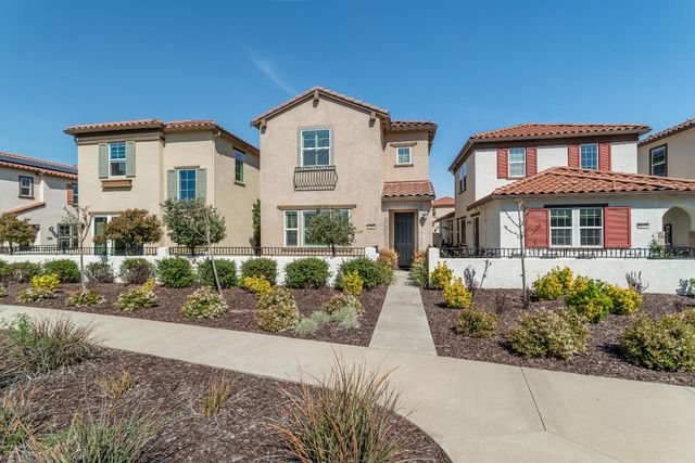1041 Essington Ln, Roseville, CA 95747