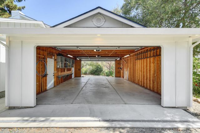 601 Peach Ln, Newcastle, CA 95658