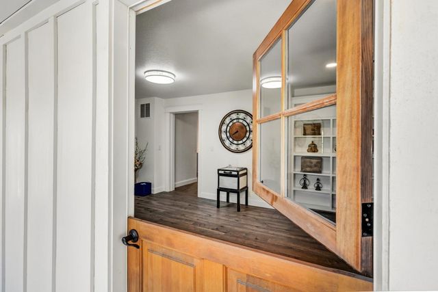 601 Peach Ln, Newcastle, CA 95658