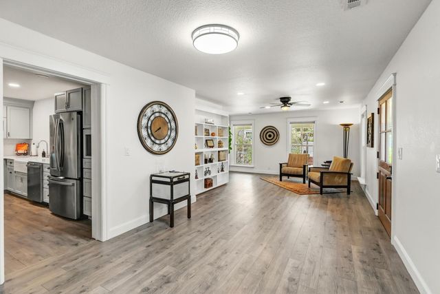 601 Peach Ln, Newcastle, CA 95658