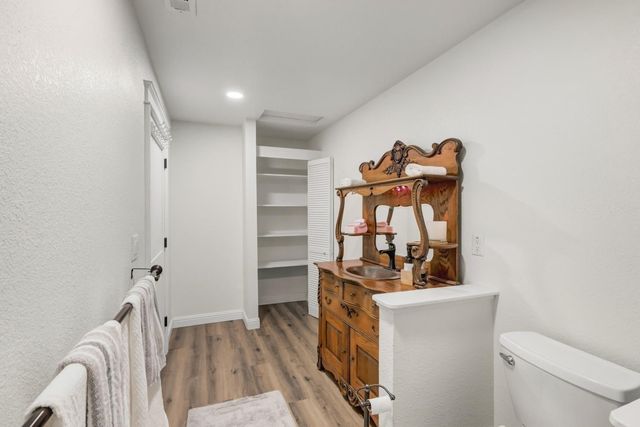 601 Peach Ln, Newcastle, CA 95658