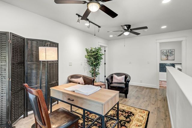 601 Peach Ln, Newcastle, CA 95658