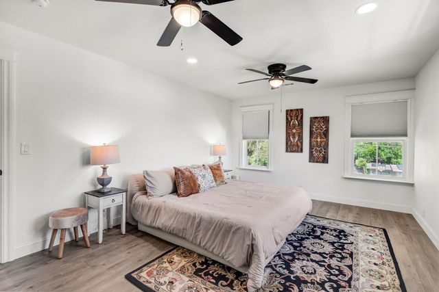 601 Peach Ln, Newcastle, CA 95658