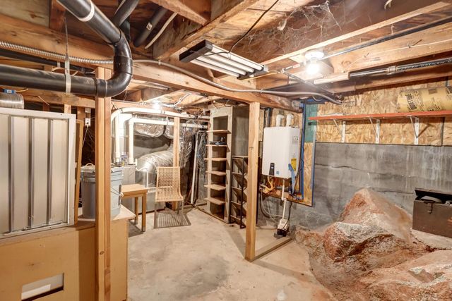 601 Peach Ln, Newcastle, CA 95658