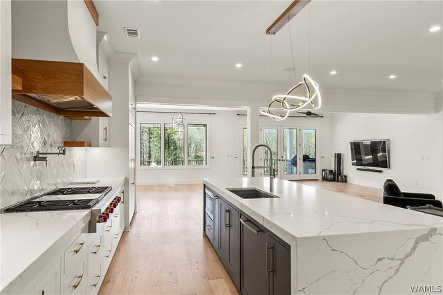 5372 Alexander Ave, Tuscaloosa, AL 35406