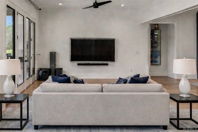 5372 Alexander Ave, Tuscaloosa, AL 35406