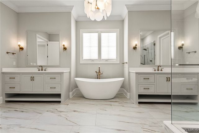 5372 Alexander Ave, Tuscaloosa, AL 35406