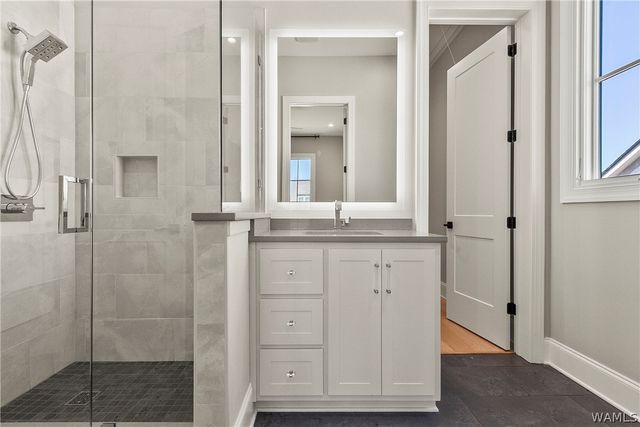 5372 Alexander Ave, Tuscaloosa, AL 35406