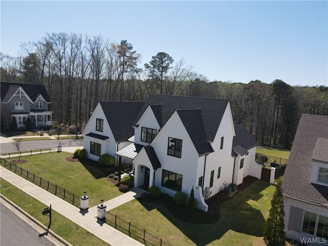 5372 Alexander Ave, Tuscaloosa, AL 35406